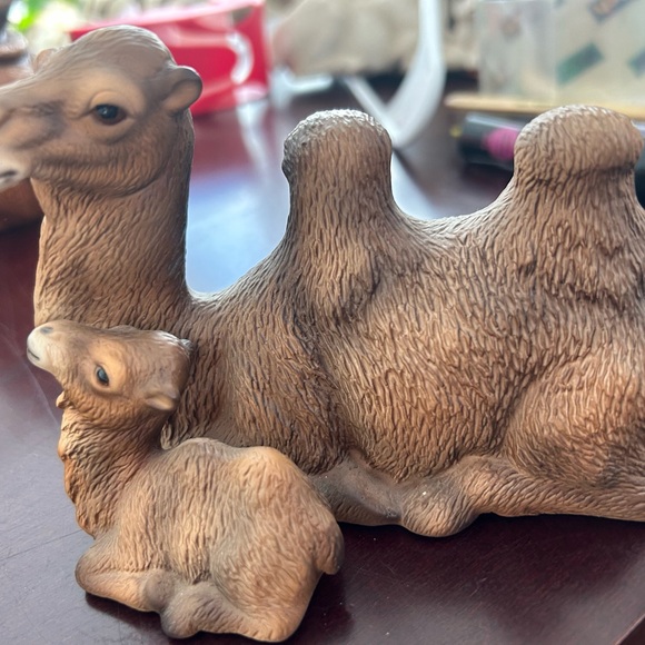 Vintage New Harvey Knox -Global Art Momma Camel & Baby Stamped Stored Perfect - Picture 6 of 6